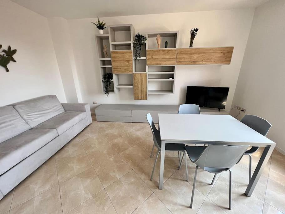 Beija Flor-Trilocale Piazza Garibaldi N18 Lejlighed Desenzano del Garda Eksteriør billede