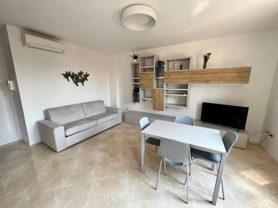 Beija Flor-Trilocale Piazza Garibaldi N18 Lejlighed Desenzano del Garda Eksteriør billede